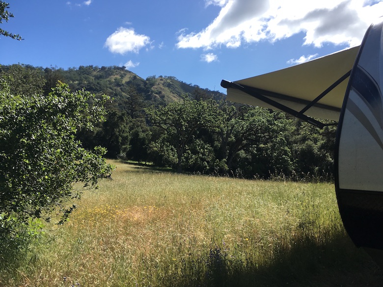 RV Travel Options for Pro Golfers_off the path